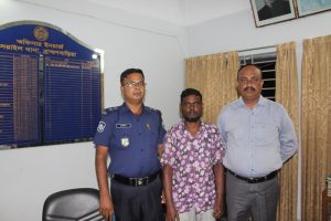 মৃত ব্যক্তি জীবিত উদ্ধার!