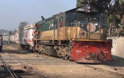 সাড়ে ৫ ঘণ্টা পর ঢাকা-চট্টগ্রাম-সিলেট ট্রেন চলাচল শুরু