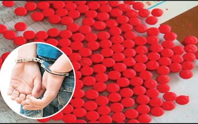 আখাউড়ায় ট্রেনের ছাদে থেকে ইয়াবাসহ যুবক আটক