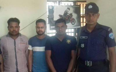 কিশোরীর অশ্লীল ভিডিও করে অর্থ আদায় করতে চেয়েছিল তারা