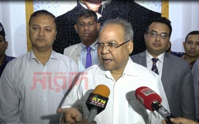 ভোট কেন্দ্রে বিশৃঙ্খলার চেষ্টা করা হলে গুলি: নির্বাচন কমিশনার রফিকুল ইসলাম(ভিডিও)
