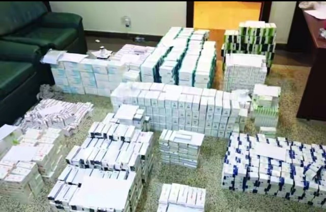 গুদাম থেকে ওষুধ চুরি, মদীনায় ৫ বাংলাদেশী গ্রেফতার