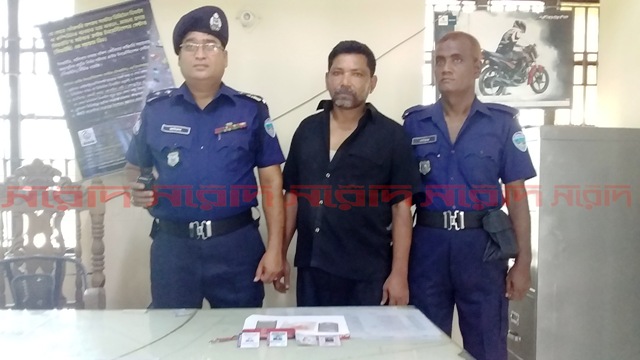 ব্রাহ্মণবাড়িয়ায় ইয়াবাসহ ভুয়া সাংবাদিক আটক(ভিডিও)