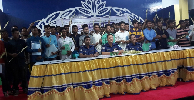 ব্রাহ্মণবাড়িয়ায় ১০৩টাকায় পুলিশ কনস্টেবলে চাকরী পেল ৯৮জন
