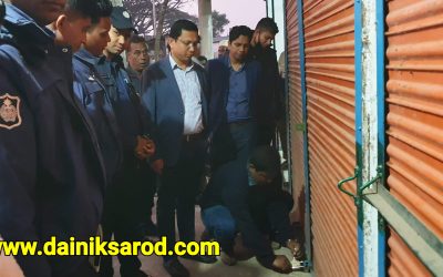 অবৈধভাবে ইজিবাইক বিক্রি, দুই দোকান সীলগালা