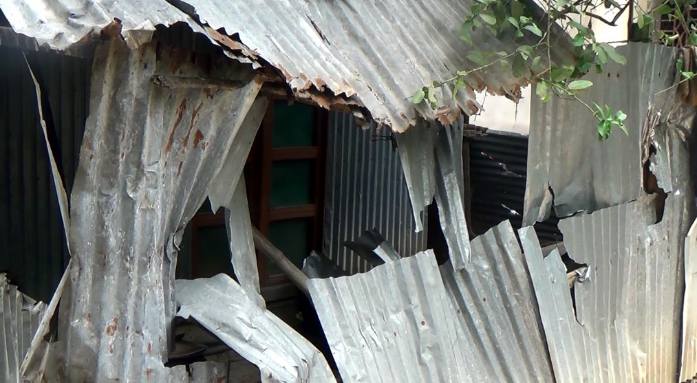 কসবায় পাওনা টাকাকে কেন্দ্র করে হামলা ও লুটপাট, আহত-৬