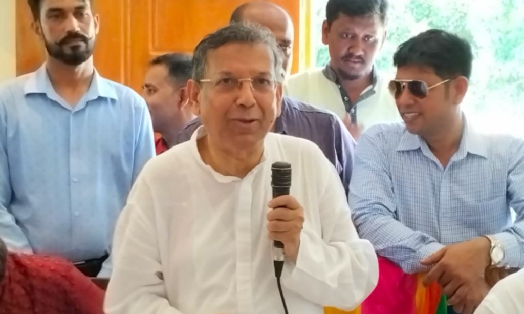 সংবিধানে তত্ত্বাবধায়ক নেই,শেখ হাসিনা সরকারের অধিনে নির্বাচন: আইনমন্ত্রী