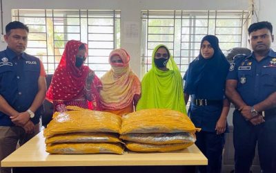 কসবায় গাঁজা পাচারকালে তিন নারী গ্রেফতার