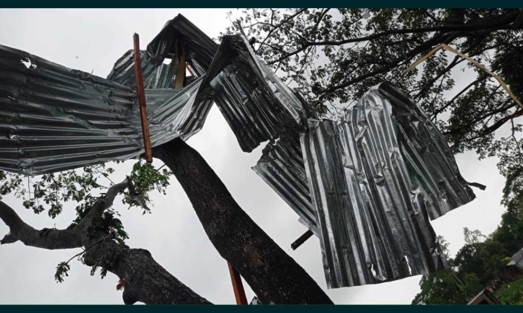 সরাইল-কসবায় টর্নেডোর আঘাত, ২২ বাড়িঘর লণ্ডভণ্ড