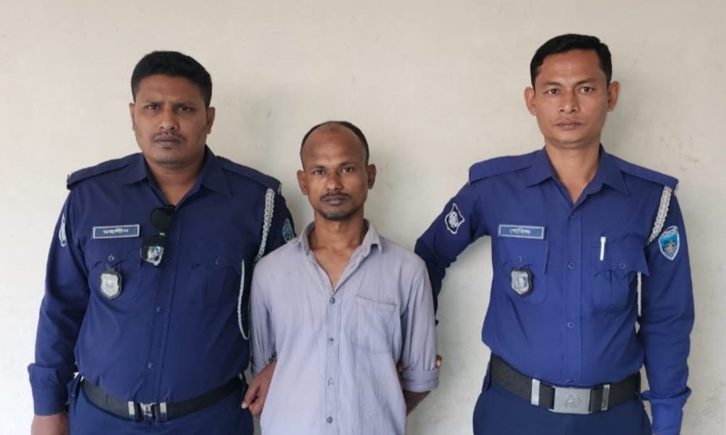 আশুগঞ্জে কিশোরকে গাছে ঝুলিয়ে নির্যাতন, প্রধান আসামী গ্রেফতার