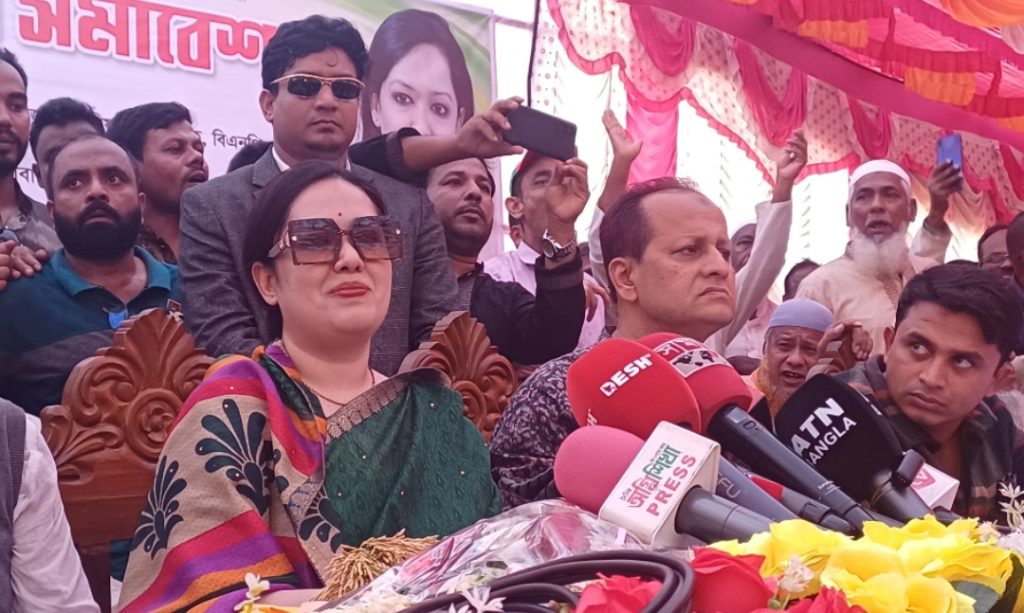 আমরা আরেকবার ফ্যাসিবাদের পদধ্বনি শুনতে চাই না: রুমিন ফারহানা