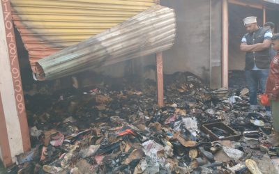 বিজয়নগরে দুই দোকান পুড়ে ছাই