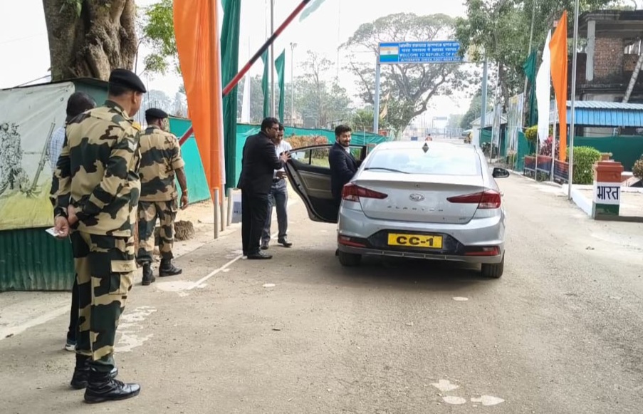 একমাস পর আগরতলায় গেলেন সহকারি হাইকমিশনার