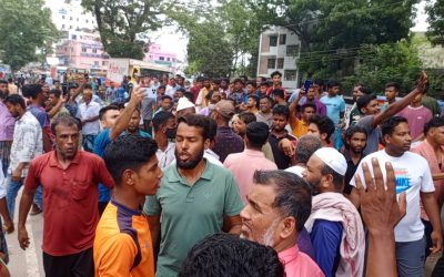 কসবায় জিবি’র নামে চাঁদা আদায়ের প্রতিবাদে অটো চালকদের  সড়ক অবরোধ, আড়াই ঘন্টা যান চলাচল বন্ধ