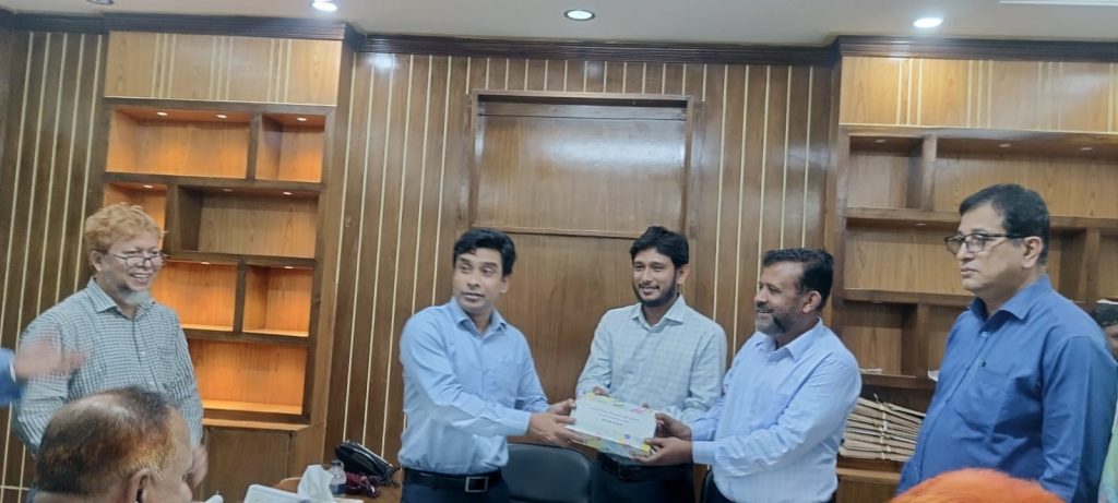 ভাল কাজ করলে কর্মচারীদের মিলবে পুরস্কার-শঙ্কর কুমার বিশ্বাস,পৌর প্রশাসক