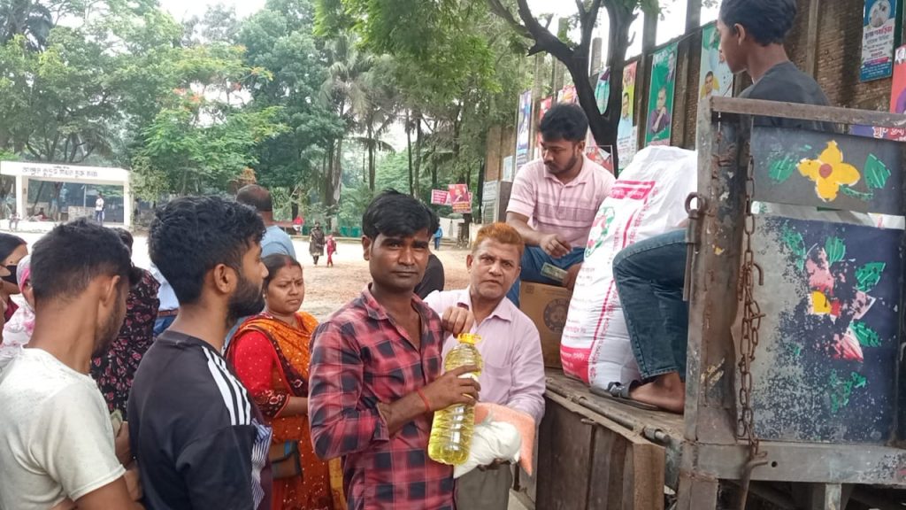 ব্রাহ্মণবাড়িয়ায় আজ থেকে টিসিবি পণ্য বিক্রয় শুরু