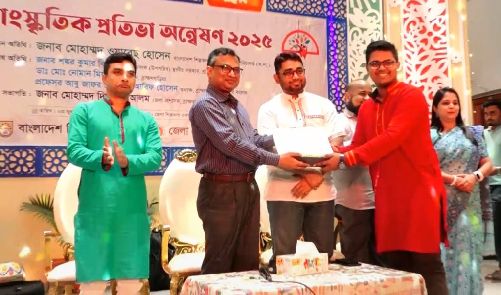ব্রাহ্মণবাড়িয়ার সাংস্কৃতিক ঐতিহ্য ধরে রাখতে হবে–বাংলাদেশ শিল্পকলা একাডেমির মহাপরিচালক