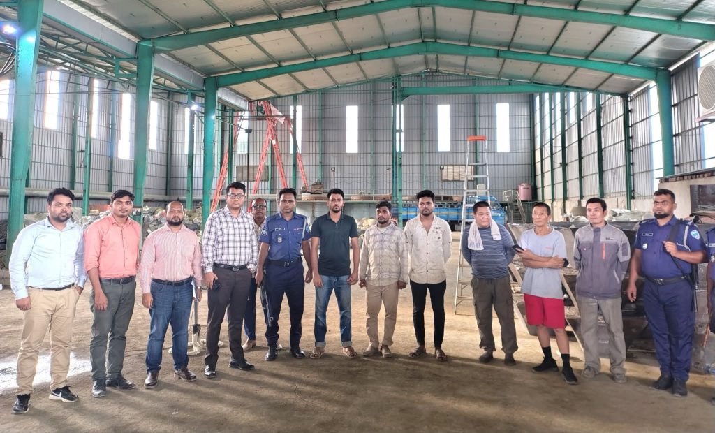 আশুগঞ্জে অবৈধ সীসা কারখানা: তিন চীনা নাগরিকসহ ৬ জনের জেল