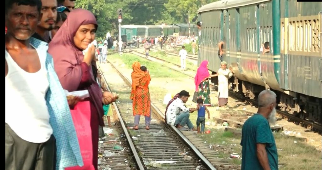 ব্রাহ্মণবাড়িয়ায় কর্ণফুলী ট্রেনের বগি লাইনচ্যুত, এক লাইনে ট্রেন চলাচল বন্ধ