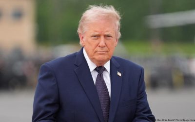 দ্রুত চুক্তির সম্ভাবনা নাকচ ট্রাম্পের, হরমুজে মার্কিন ব্লকেড অব্যাহত থাকছে