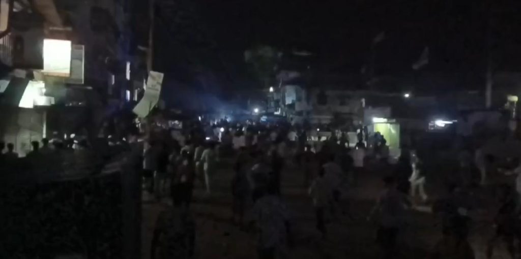সরাইলে সুদের টাকা নিয়ে টর্চ জ্বালিয়ে দুই গ্রামবাসীর সংঘর্ষে নিহত ১, আহত ৩০