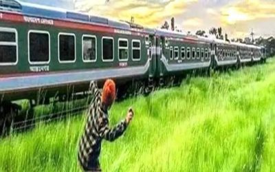 ব্রাহ্মণবাড়িয়ায় ফের ট্রেনে পাথর নিক্ষেপ, আহত হিসাব রক্ষক 