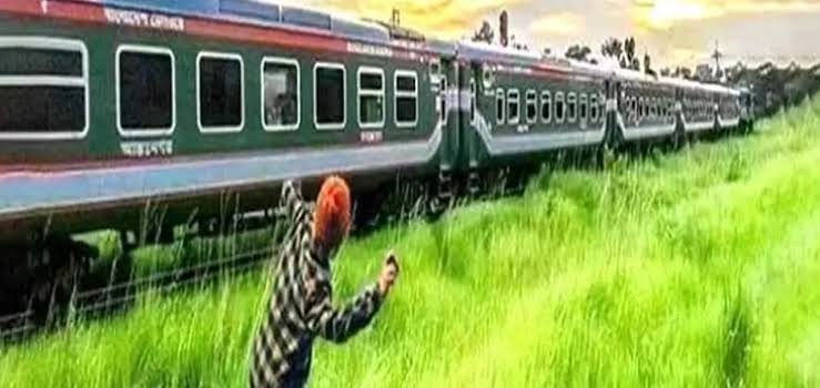 ব্রাহ্মণবাড়িয়ায় ফের ট্রেনে পাথর নিক্ষেপ, আহত হিসাব রক্ষক 