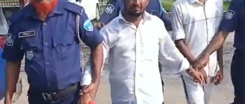 অবশেষে ছাগলকে মোটাতাজা দেখাতে জোরপূর্বক পানি খাওয়ানো চাঁন বাদশা আটক