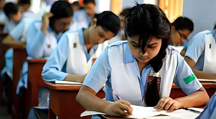 সারাদেশে এইচএসসি পরীক্ষা শুরু, পরীক্ষার্থী ১২ লাখ ৭০ হাজার