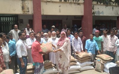 আখাউড়ায় কৃষকদের মাঝে বিনামূল্যে সার ও বীজ বিতরণ