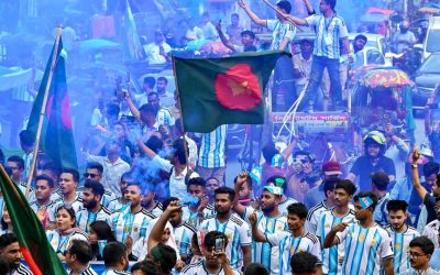 বিশ্বকাপ উন্মাদনার মাঝে ‘ইসলামি পতাকা’ নিয়ে আলোচনা