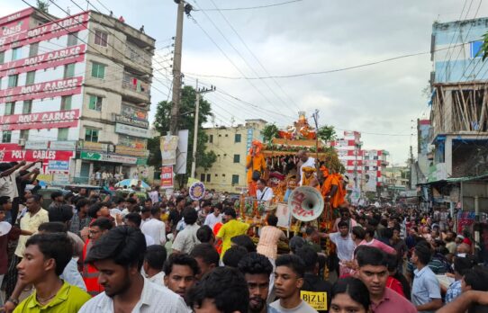 ব্রাহ্মণবাড়িয়ায় উৎসবমুখর পরিবেশে রথযাত্রা