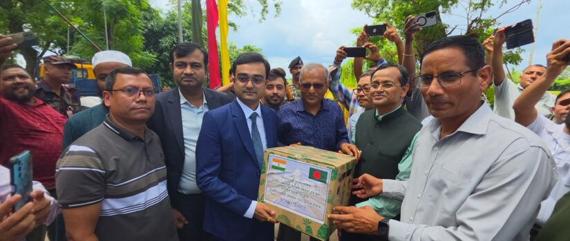 প্রধানমন্ত্রীকে ৭৮০ কেজি আনারস পাঠালেন ত্রিপুরার মুখ্যমন্ত্রী