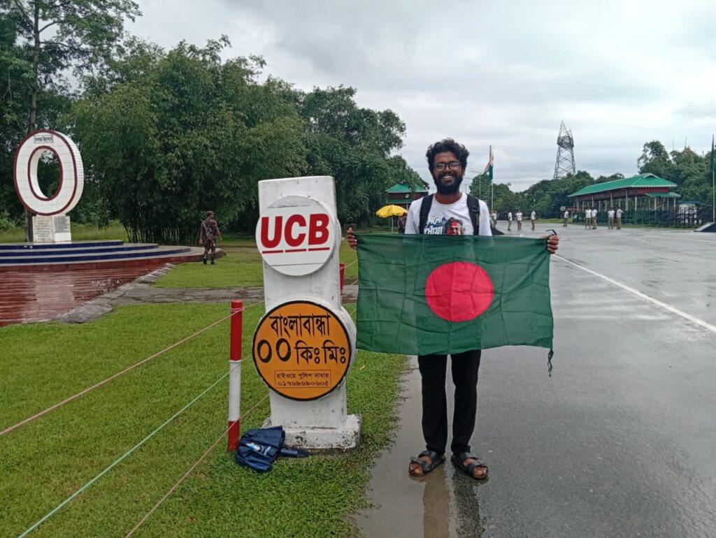 কালো ধোঁয়া নয়, হাঁটায় পরিবেশের বার্তা: টেকনাফ থেকে তেঁতুলিয়া ২০ দিনে পাড়ি ব্রাহ্মণবাড়িয়ার তরুণের
