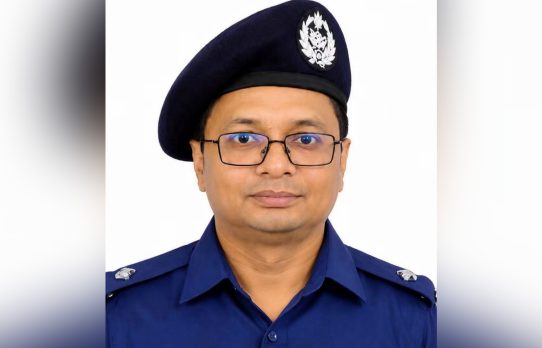 বিতর্কিত সেই ওসি রাশেদকে কসবায় পদায়ন