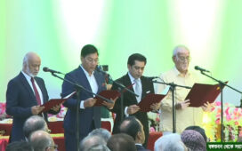 মন্ত্রী-প্রতিমন্ত্রীর শপথ নিলেন আরও ৬ জন