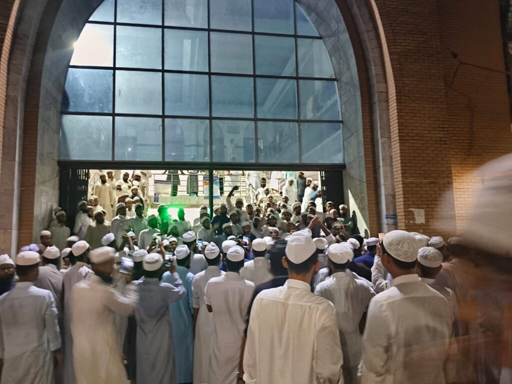 হাসনাত ক্ষমা না চাইলে ব্রাহ্মণবাড়িয়ায় এনসিপির কর্মসূচি না হতে দেয়ার হুঁশিয়ারি