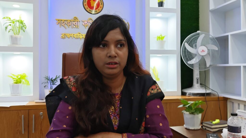 ভূমি অফিসে অনিয়মের অভিযোগ নিয়ে যা জানালেন এসিল্যান্ড