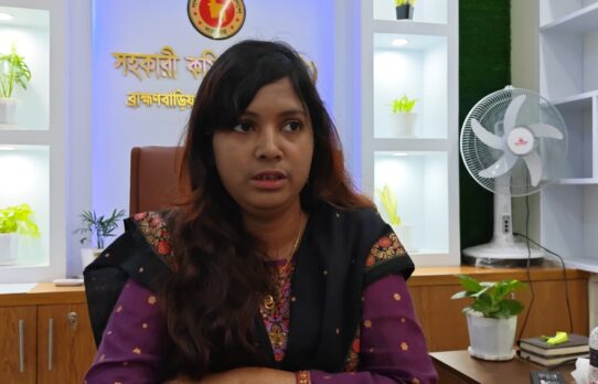 ভূমি অফিসে অনিয়মের অভিযোগ নিয়ে যা জানালেন এসিল্যান্ড