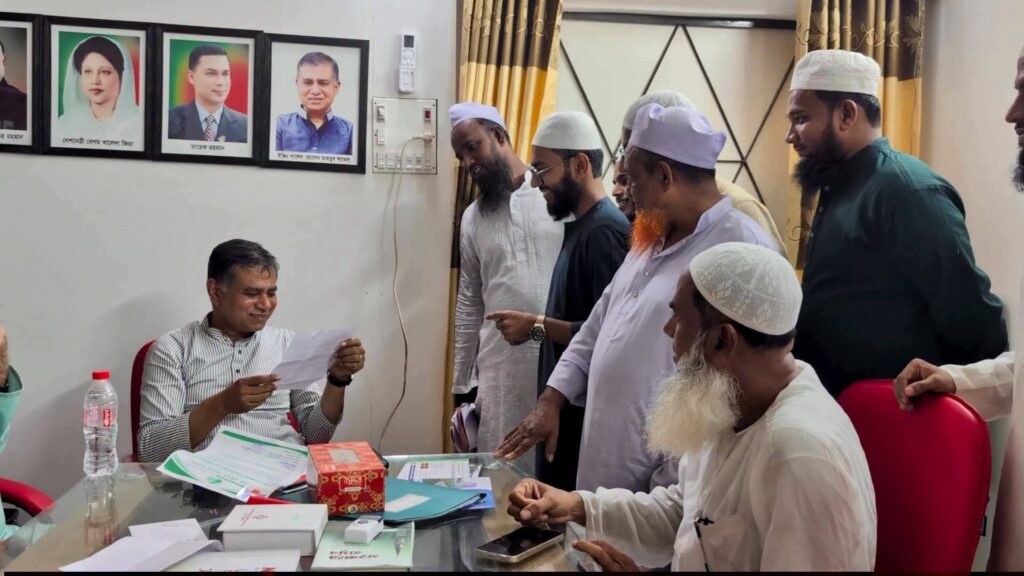 এবার শিক্ষার্থীদের নবীনবরণ কনসার্ট বন্ধের দাবি কওমি শিক্ষার্থীদের