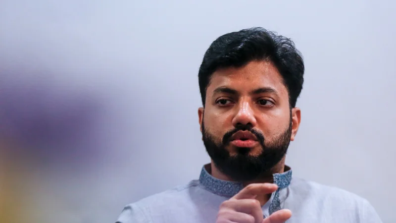 প্রতিমন্ত্রীর পদ ছাড়ার ঘোষণা ইশরাক হোসেনের