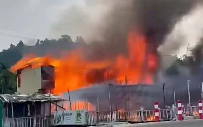 কক্সবাজারে রিসোর্টে অগ্নিদগ্ধ হয়ে ৫ পর্যটকের মৃত্যু
